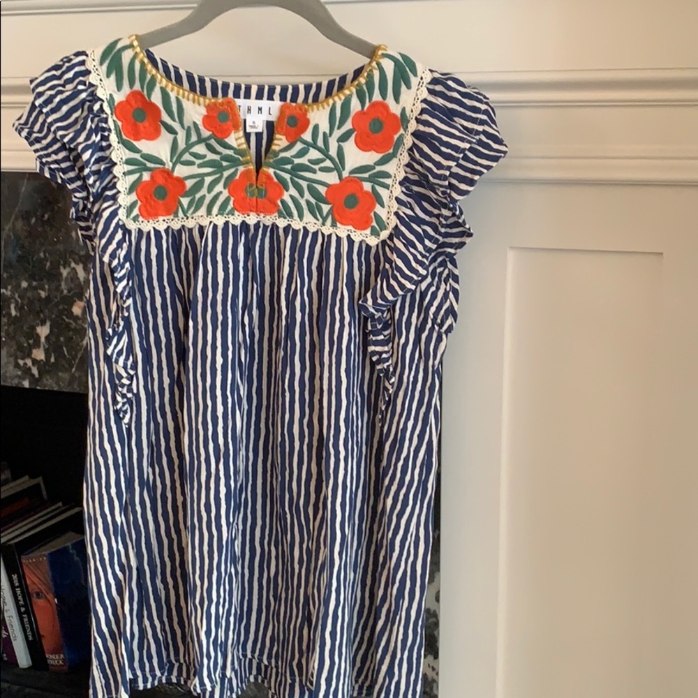 Cute embroidered THML top